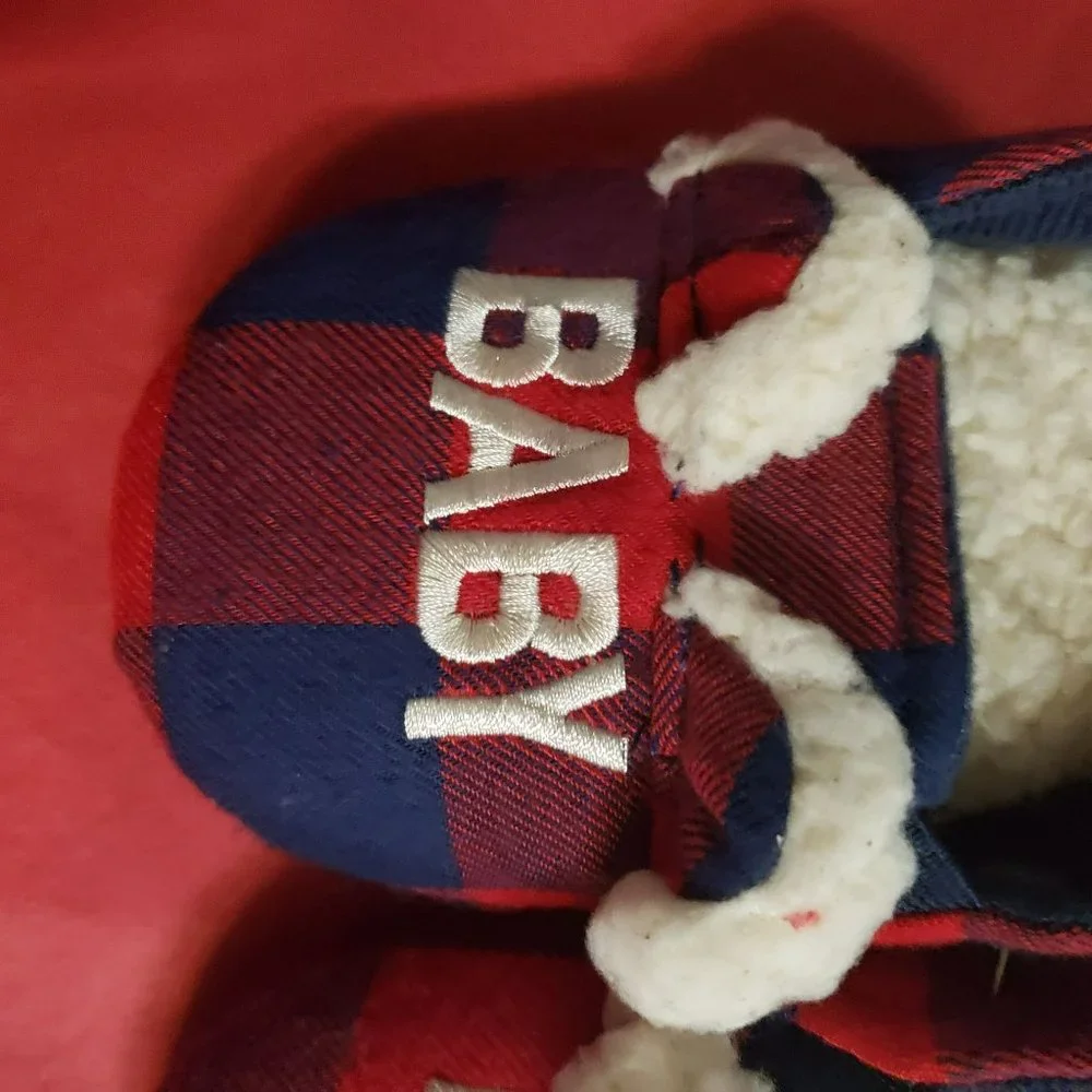 Dearfoams Cozy Comfort Baby Bear‎ Plaid Closed Back Slippers Cozy Flannel Lining